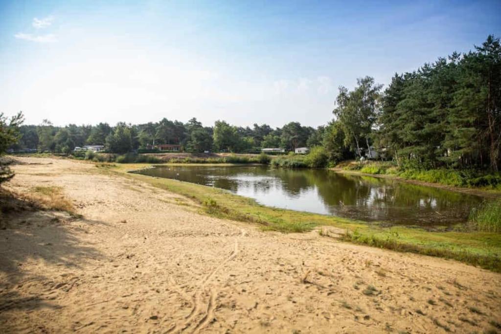 3 Bedroom Chalet On Camping Gt Balen 외부 사진